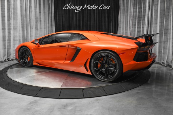 Used 2012 Lamborghini Aventador LP700-4 Coupe MSRP $428K+ Transparent Engine Bay! LOADED! for sale Sold at Chicago Motor Cars in West Chicago IL 60185 3