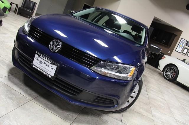 New-2012-Volkswagen-Jetta-S