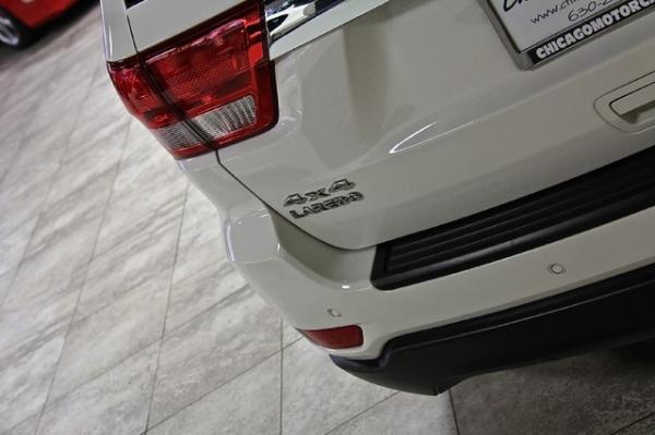 New 2011 Jeep Grand Cherokee Laredo 4WD for sale Sold at Chicago Motor Cars in West Chicago IL 60185 5