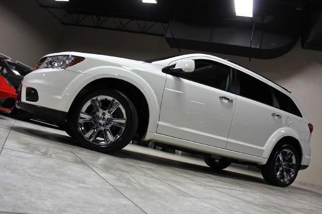 New-2011-Dodge-Journey-LUX-AWD-Lux