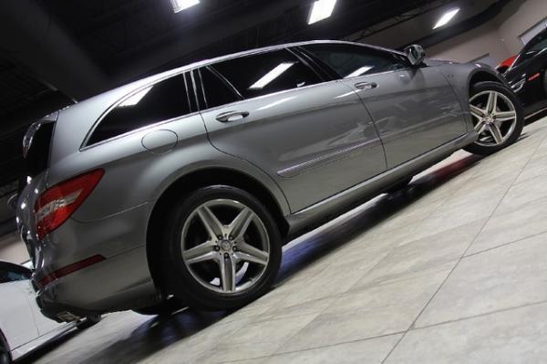 New-2012-Mercedes-Benz-R350-4Matic