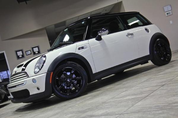 New 2005 MINI Cooper Hardtop S for sale Sold at Chicago Motor Cars in West Chicago IL 60185 2