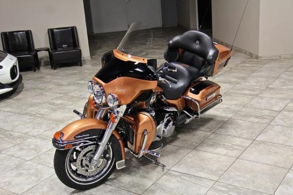 New 2008 Harley-Davidson FLHTCU Ultra Classic for sale Sold at Chicago Motor Cars in West Chicago IL 60185 4