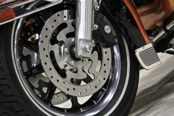 New 2008 Harley-Davidson FLHTCU Ultra Classic for sale Sold at Chicago Motor Cars in West Chicago IL 60185 6