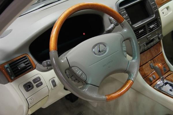 New-2005-Lexus-LS-430