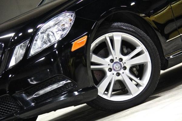 New 2013 Mercedes-Benz E350 4Matic for sale Sold at Chicago Motor Cars in West Chicago IL 60185 3
