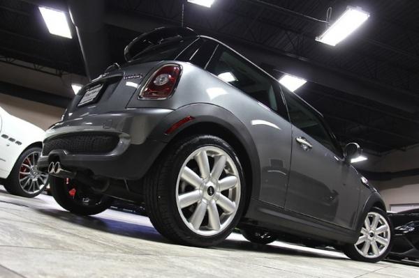 New-2010-MINI-Cooper-Hardtop-S