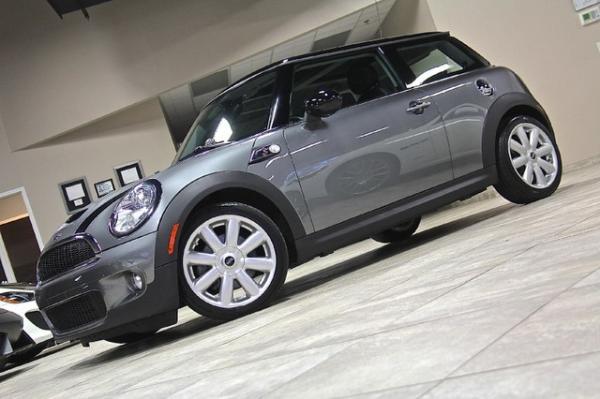 New 2010 MINI Cooper Hardtop S for sale Sold at Chicago Motor Cars in West Chicago IL 60185 2