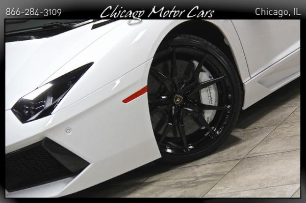Used 2015 Lamborghini Aventador LP 700-4 LP 700-4 Roadster for sale Sold at Chicago Motor Cars in West Chicago IL 60185 4
