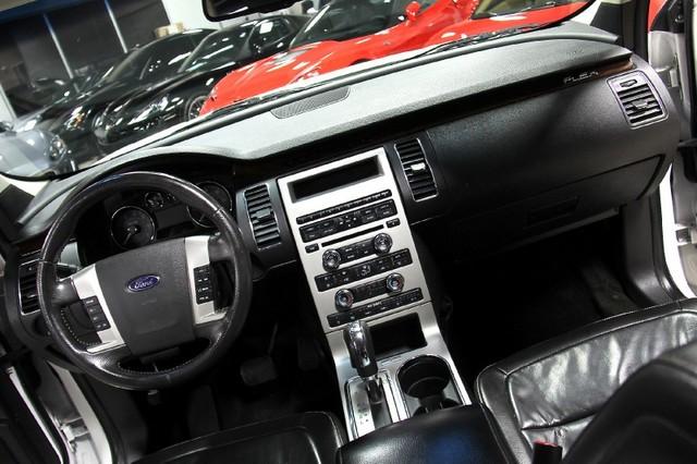 New-2009-Ford-Flex-SEL-SEL