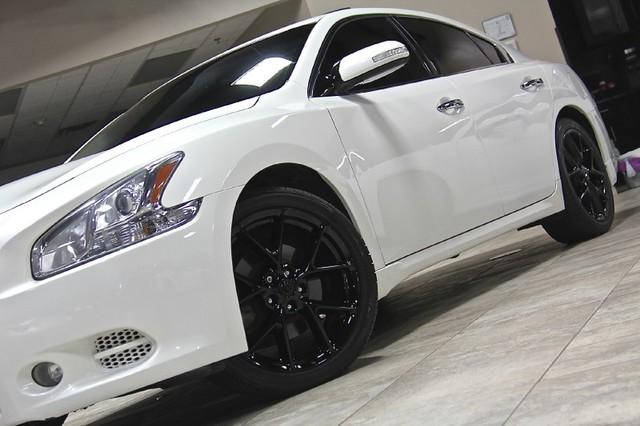 New-2010-Nissan-Maxima