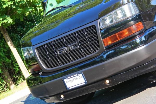 New 2006 GMC Savana 3500 Explorer Limited SE 3500 for sale Sold at Chicago Motor Cars in West Chicago IL 60185 4