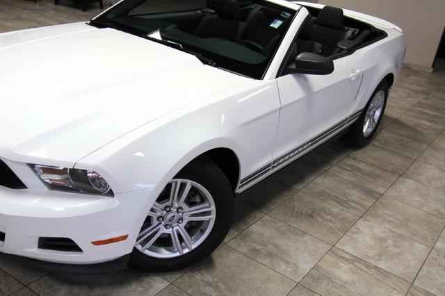 New-2011-Ford-Mustang-V6