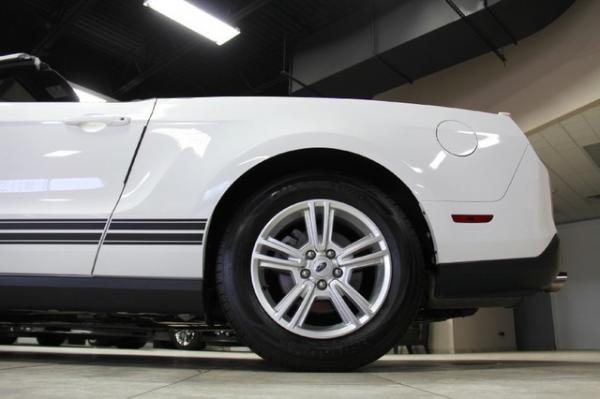 New-2011-Ford-Mustang-V6