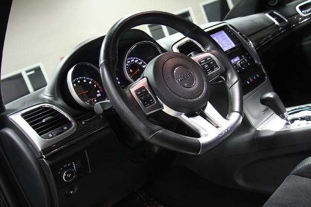 New-2012-Jeep-Grand-Cherokee-SRT8-4WD