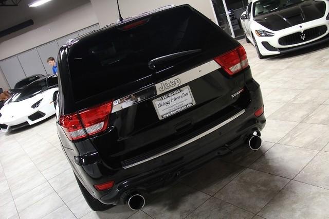 New-2012-Jeep-Grand-Cherokee-SRT8-4WD