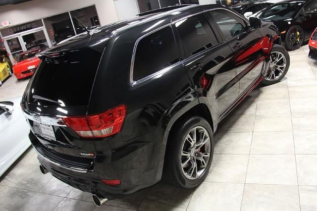 New-2012-Jeep-Grand-Cherokee-SRT8-4WD