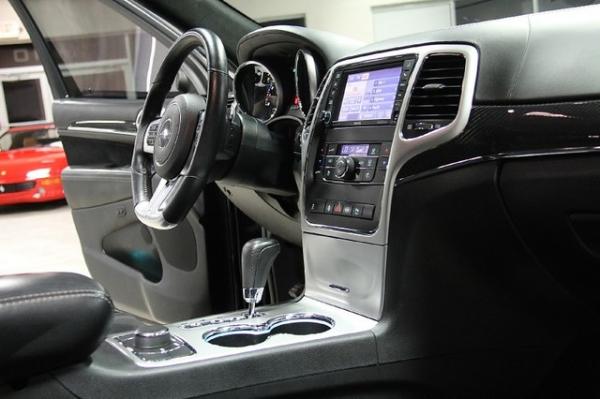 New-2012-Jeep-Grand-Cherokee-SRT8-4WD