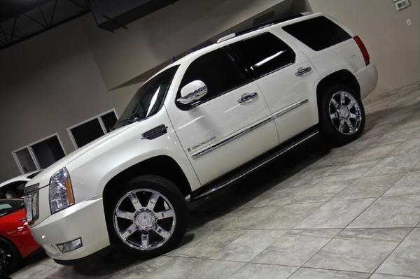 New-2008-Cadillac-Escalade-AWD