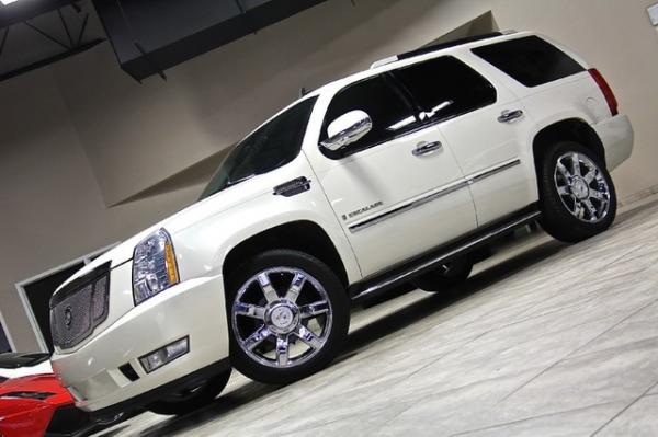 New 2008 Cadillac Escalade AWD for sale Sold at Chicago Motor Cars in West Chicago IL 60185 2