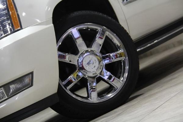 New 2008 Cadillac Escalade AWD for sale Sold at Chicago Motor Cars in West Chicago IL 60185 5