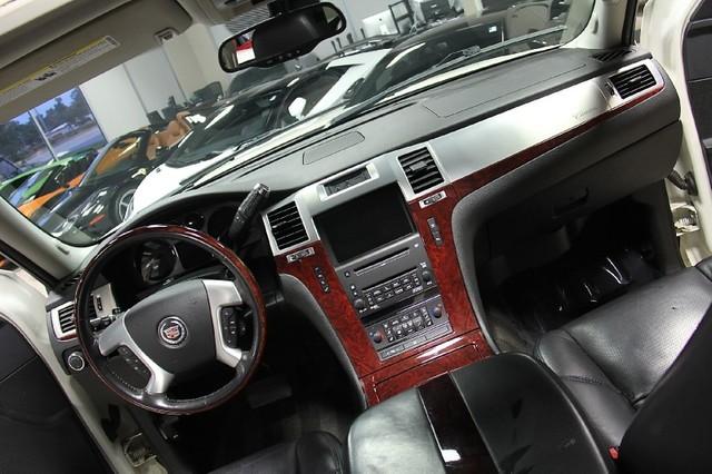 New-2008-Cadillac-Escalade-AWD