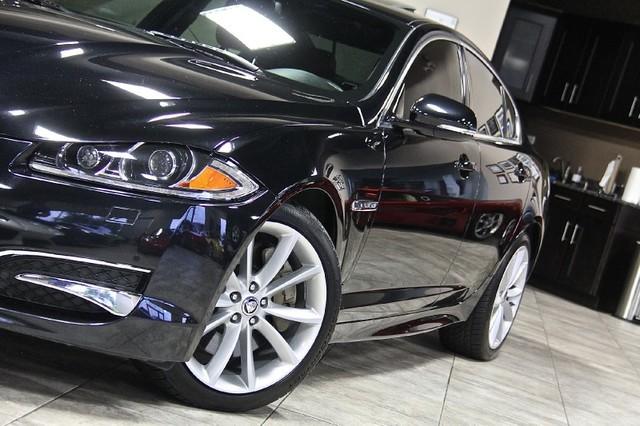 New-2012-Jaguar-XF-Portfolio