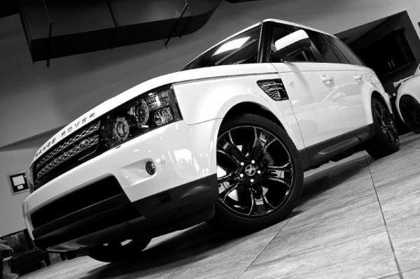 New 2012 Land Rover Range Rover Sport HSE LUX HSE LUX for sale Sold at Chicago Motor Cars in West Chicago IL 60185 4