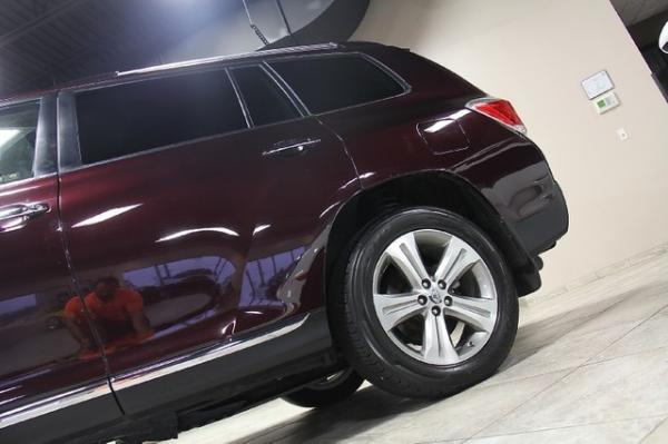 New-2011-Toyota-Highlander-Limited-Limited