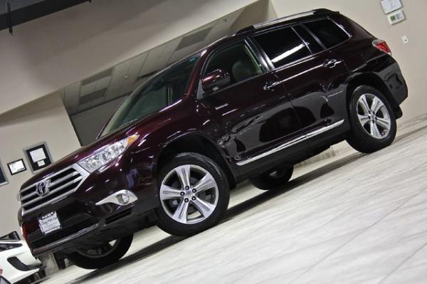 New 2011 Toyota Highlander Limited Limited for sale Sold at Chicago Motor Cars in West Chicago IL 60185 2