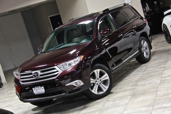 New 2011 Toyota Highlander Limited Limited for sale Sold at Chicago Motor Cars in West Chicago IL 60185 5