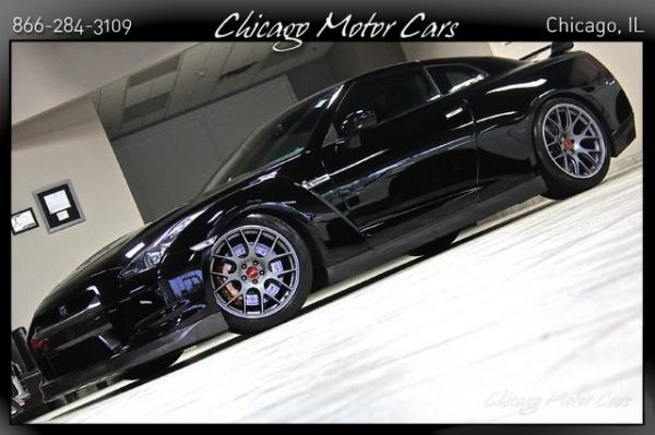 Used 2009 Nissan GT-R Premium Alpha 7 Premium for sale Sold at Chicago Motor Cars in West Chicago IL 60185 2