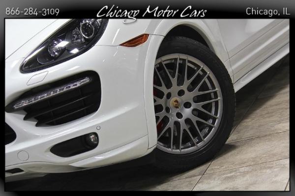 Used 2014 Porsche Cayenne GTS AWD GTS for sale Sold at Chicago Motor Cars in West Chicago IL 60185 5