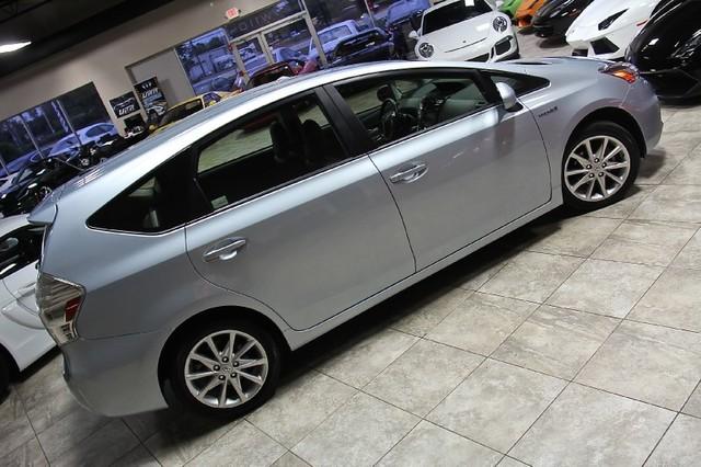 New-2014-Toyota-Prius-v-Two