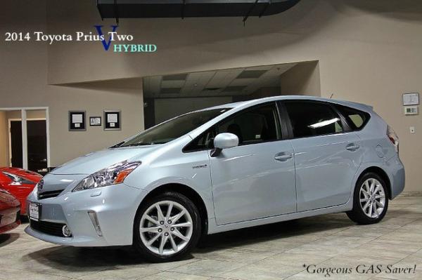 New 2014 Toyota Prius v Two for sale Sold at Chicago Motor Cars in West Chicago IL 60185 1