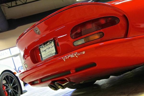 New-2001-Dodge-Viper-GTS