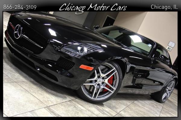 Used-2013-Mercedes-Benz-SLS-AMG-GT-Gullwing-Coupe-Only-1200-Miles-Carbon-Fiber-Trim