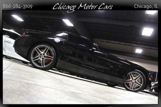 Used-2013-Mercedes-Benz-SLS-AMG-GT-Gullwing-Coupe-Only-1200-Miles-Carbon-Fiber-Trim