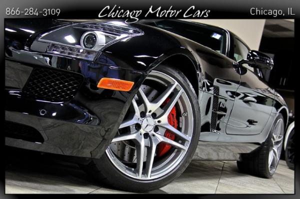 Used-2013-Mercedes-Benz-SLS-AMG-GT-Gullwing-Coupe-Only-1200-Miles-Carbon-Fiber-Trim