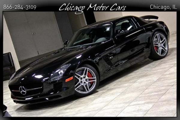 Used 2013 Mercedes-Benz SLS AMG GT Gullwing Coupe Only 1200 Miles! Carbon Fiber Trim! for sale Sold at Chicago Motor Cars in West Chicago IL 60185 4