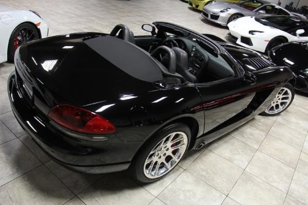 New-2004-Dodge-Viper-SRT-10