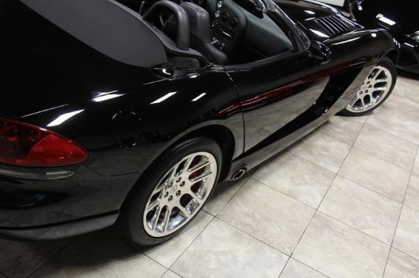 New-2004-Dodge-Viper-SRT-10