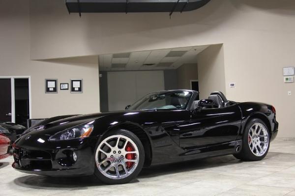 New-2004-Dodge-Viper-SRT-10