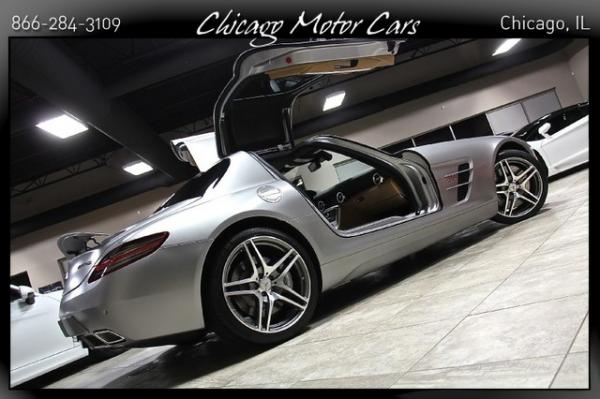 Used 2011 Mercedes-Benz SLS AMG SLS AMG for sale Sold at Chicago Motor Cars in West Chicago IL 60185 5