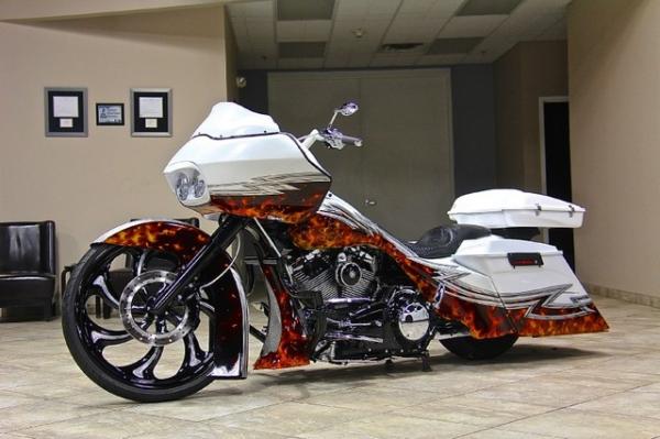 New 2011 Harley-Davidson Road King FLHR w/RoadGlide Conve for sale Sold at Chicago Motor Cars in West Chicago IL 60185 6