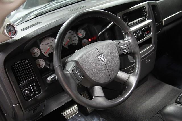 New-2005-Dodge-Ram-SRT-10-Viper