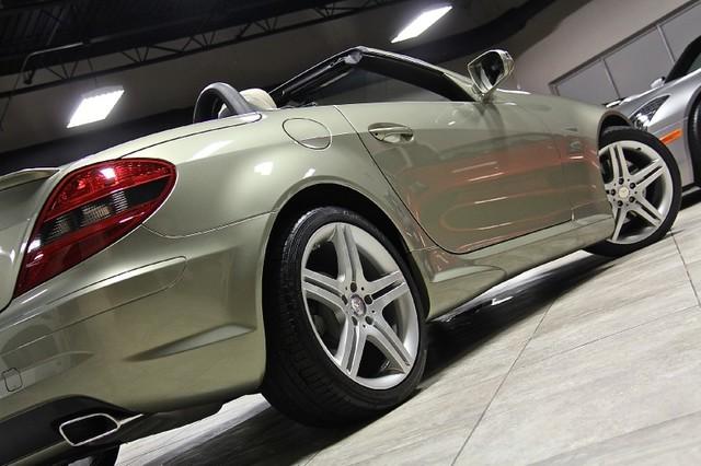 New-2011-Mercedes-Benz-SLK350-SLK350