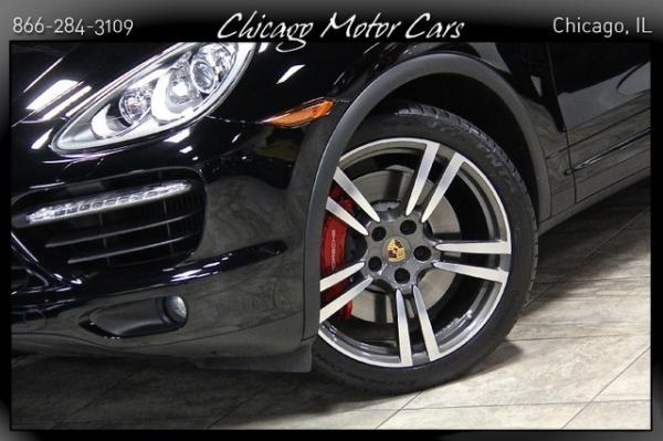 Used 2013 Porsche Cayenne Turbo for sale Sold at Chicago Motor Cars in West Chicago IL 60185 4