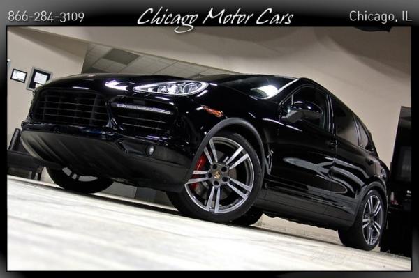 Used 2013 Porsche Cayenne Turbo for sale Sold at Chicago Motor Cars in West Chicago IL 60185 5