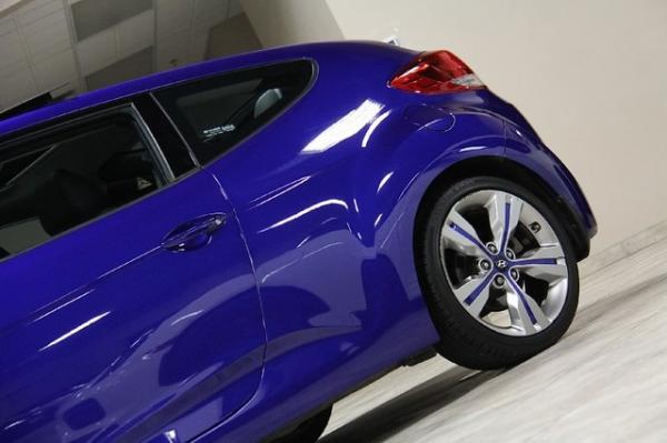 New-2012-Hyundai-Veloster